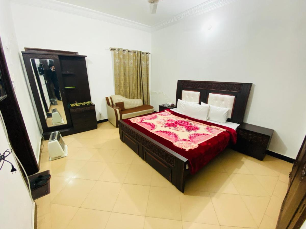 Lux Lounge Guest House Islamabad Zewnętrze zdjęcie