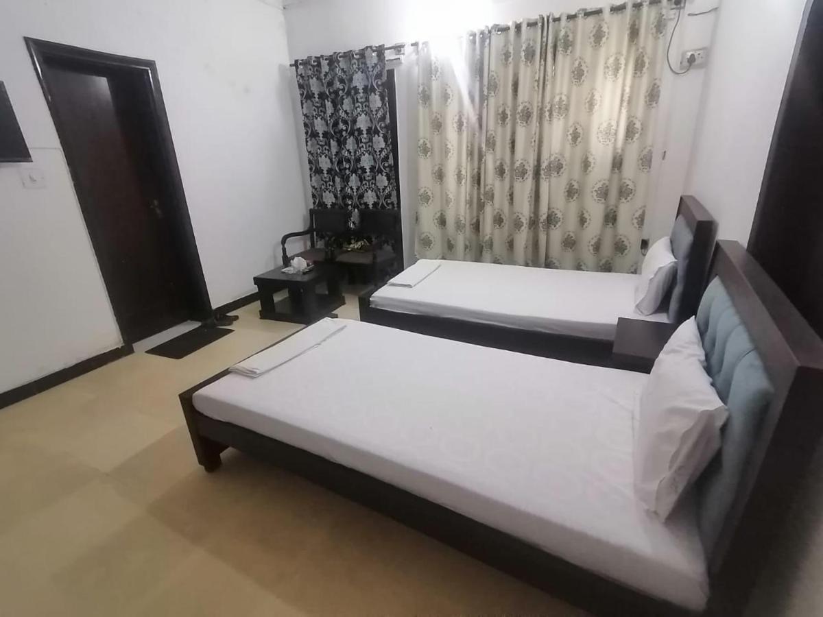 Lux Lounge Guest House Islamabad Zewnętrze zdjęcie